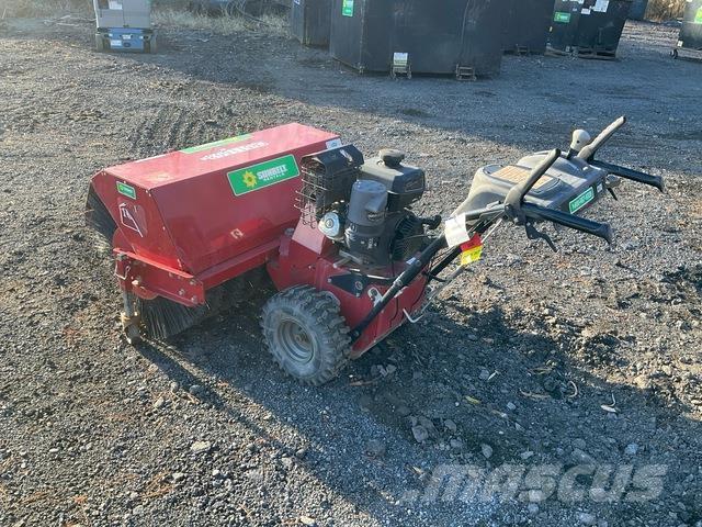 Toro 23740 室內掃倉機