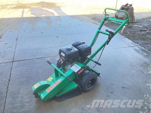 Toro SGR-13 樹樁破碎機