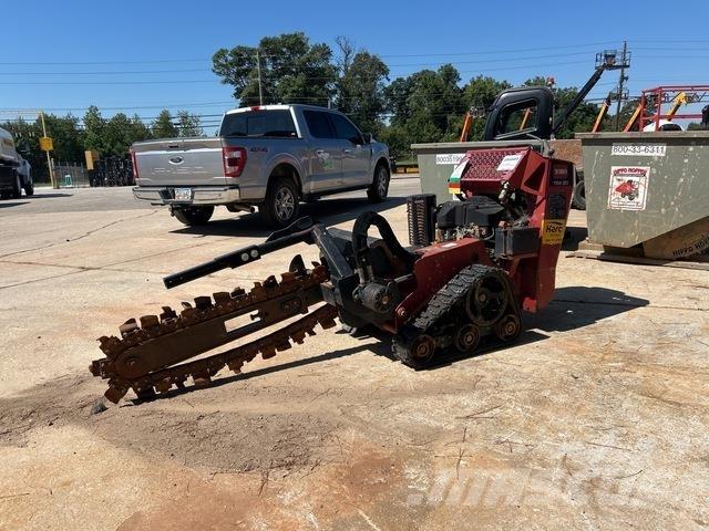 Toro TRX-20 掘溝機