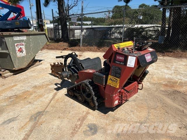 Toro TRX-20 掘溝機