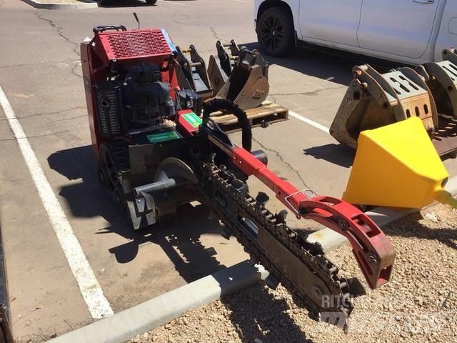 Toro TRX-250 掘溝機