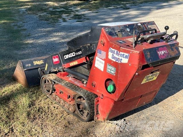 Toro TX-525 滑移轉向裝載機