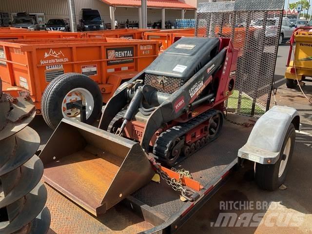 Toro TX427 滑移轉向裝載機