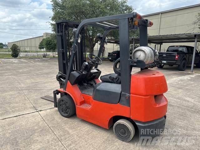 Toyota 7FGCU25 其他
