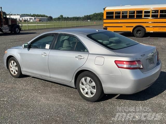Toyota Camry 汽車