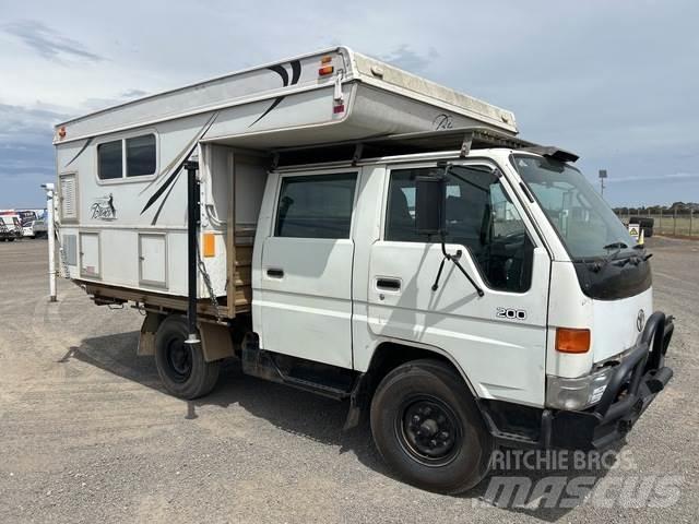 Toyota DYNA 平板式/側卸式卡車