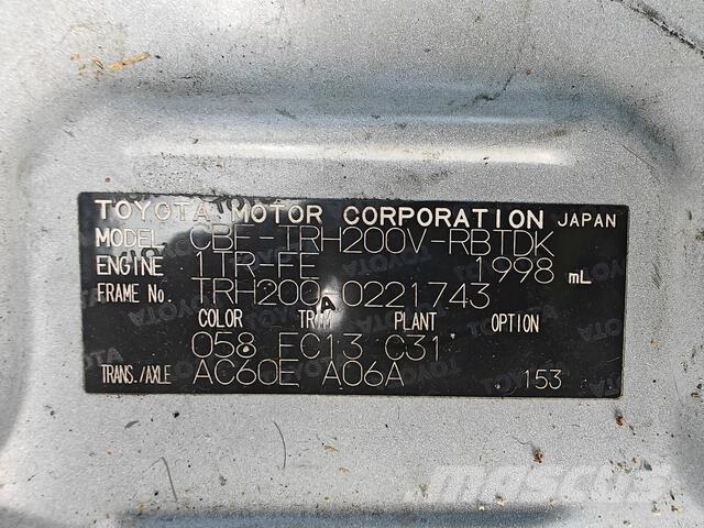 Toyota Hiace 迷你巴士