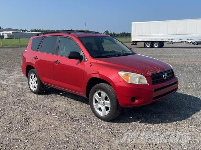 Toyota RAV4 汽車
