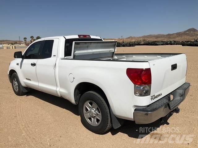Toyota Tundra 其他