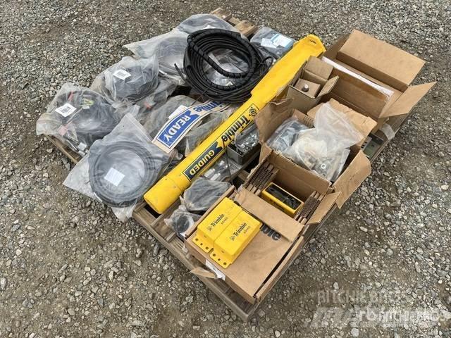 Trimble CB450 其他組件