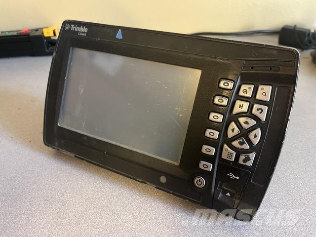 Trimble CB460 其他