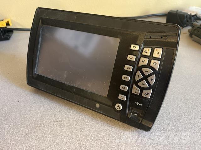 Trimble CB460 其他