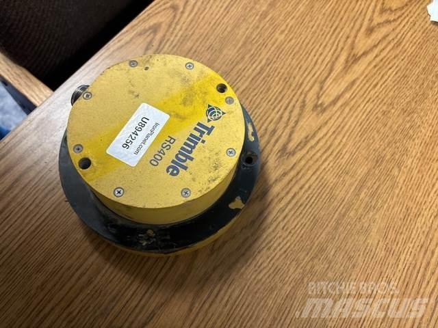 Trimble RS400 其他