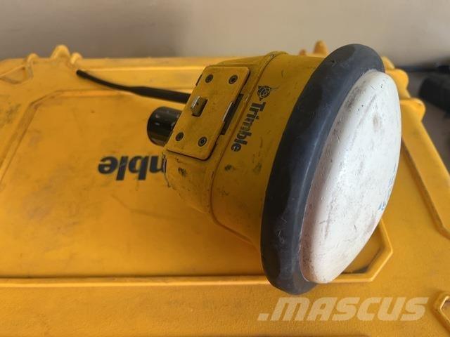 Trimble SPS985 其他