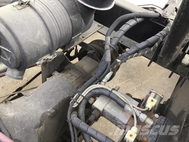  Tug T660-1 機場設備