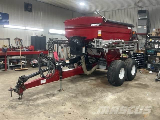 Valmar 5500 礦物撒布機