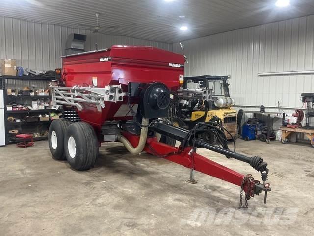 Valmar 5500 礦物撒布機