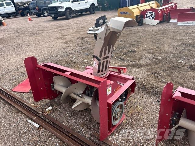 Ventrac KX523 掃雪機