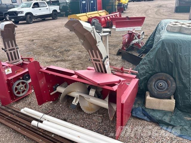 Ventrac KX523 掃雪機