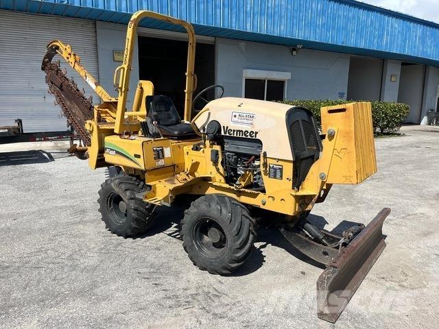 Vermeer RT450 掘溝機