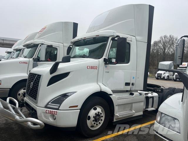 Volvo  曳引機組件