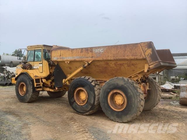 Volvo A25C 鉸接式起吊車