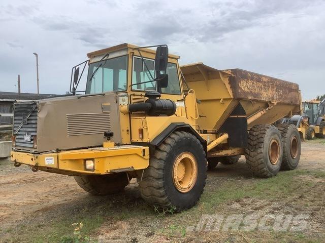 Volvo A25C 鉸接式起吊車