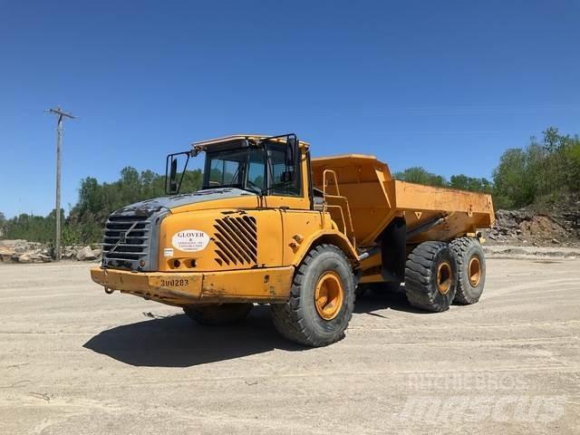 Volvo A25D 鉸接式起吊車