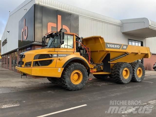 Volvo A30G 鉸接式起吊車