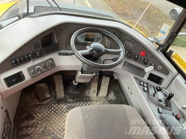 Volvo A30G 鉸接式起吊車