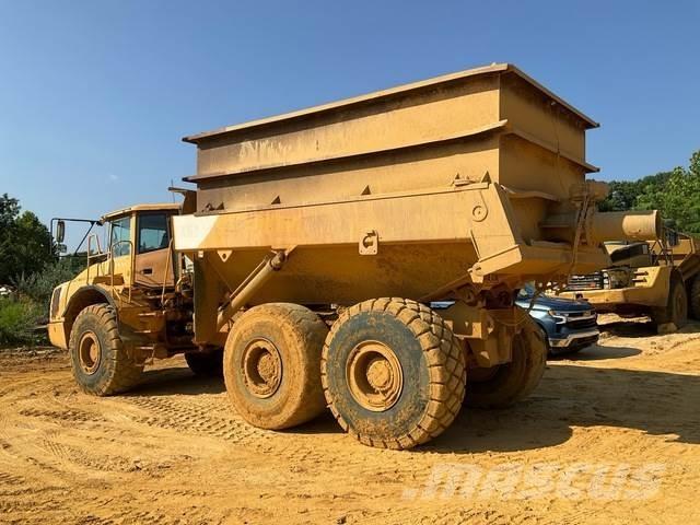 Volvo A35D 鉸接式起吊車