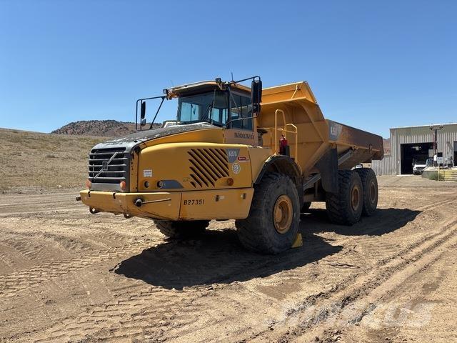 Volvo A35D 鉸接式起吊車