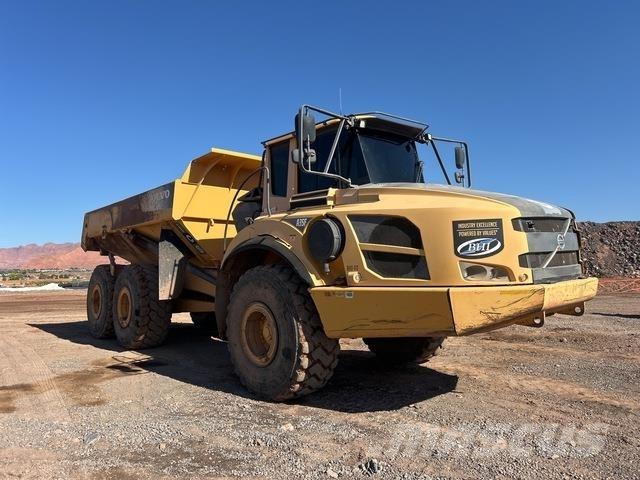 Volvo A35F 鉸接式起吊車