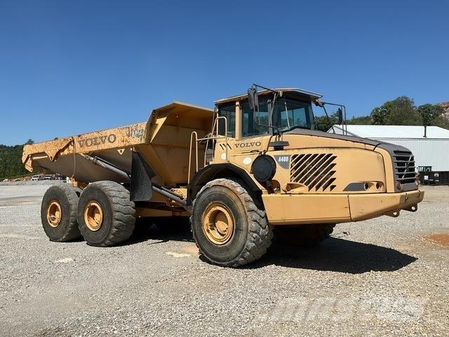 Volvo A40D 鉸接式起吊車