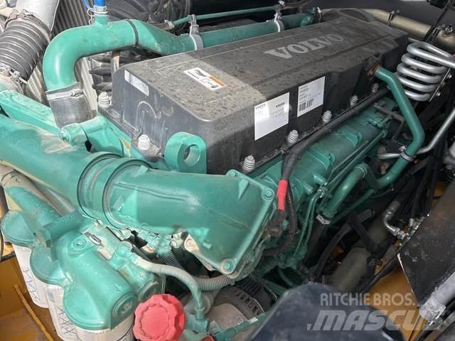 Volvo A40G 鉸接式起吊車