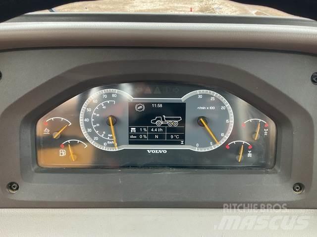 Volvo A40G 鉸接式起吊車