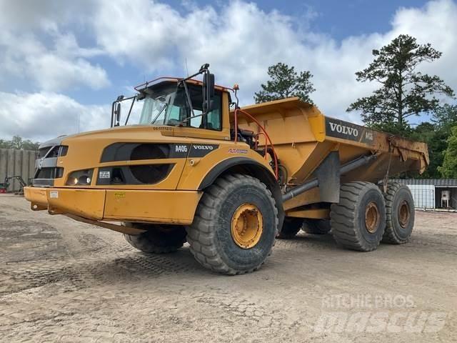 Volvo A40G 鉸接式起吊車