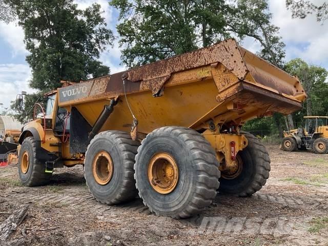 Volvo A40G 鉸接式起吊車