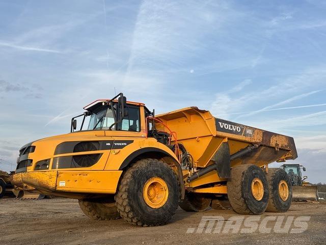 Volvo A40G 鉸接式起吊車