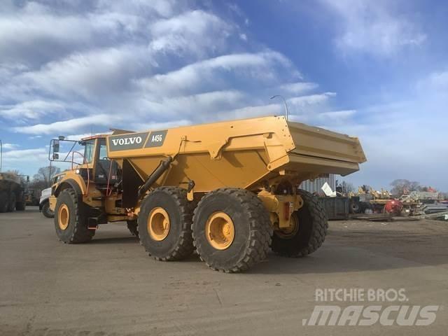 Volvo A45G 鉸接式起吊車