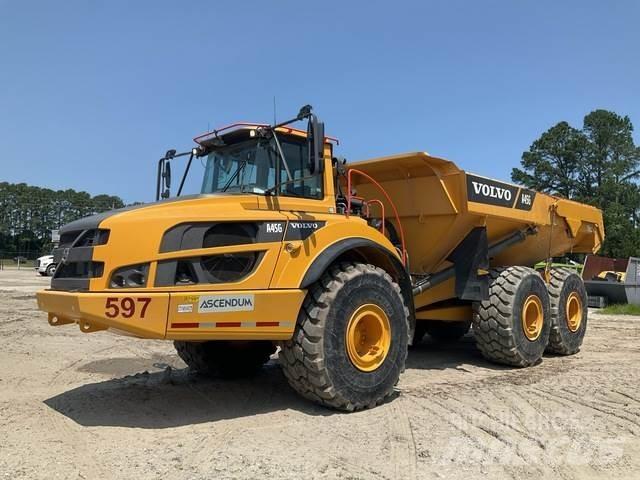 Volvo A45G 鉸接式起吊車