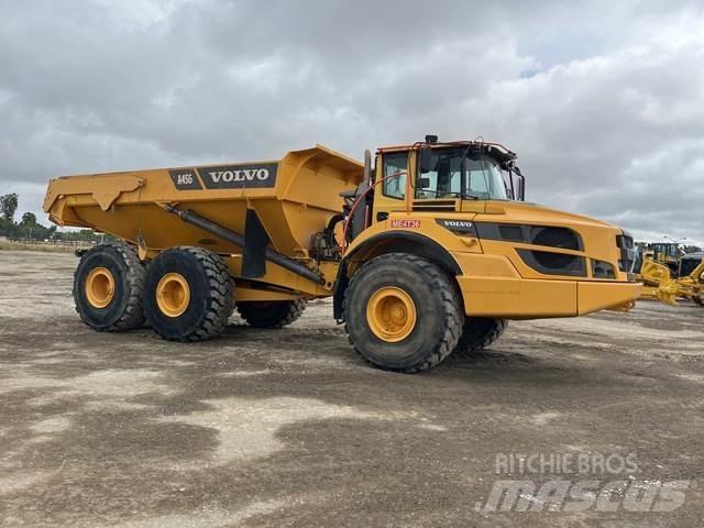 Volvo A45G 鉸接式起吊車