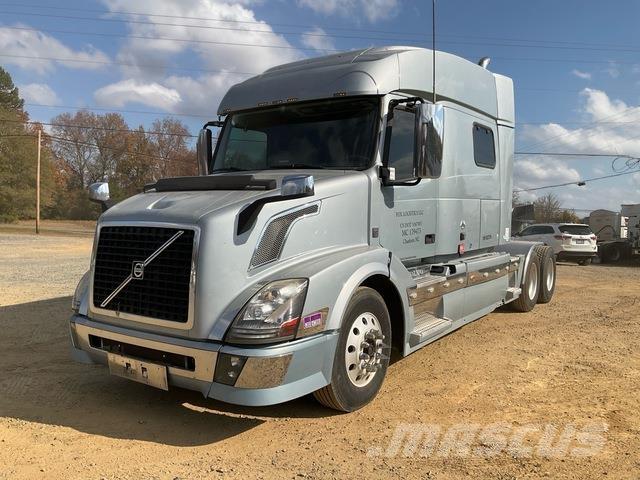 Volvo D13 曳引機組件