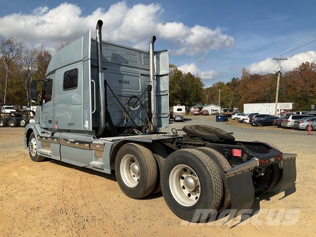 Volvo D13 曳引機組件