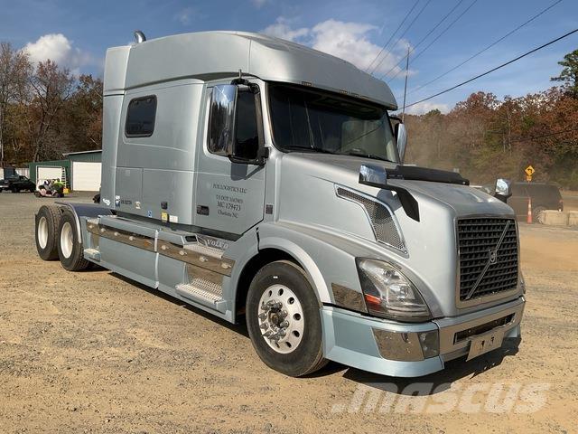 Volvo D13 曳引機組件