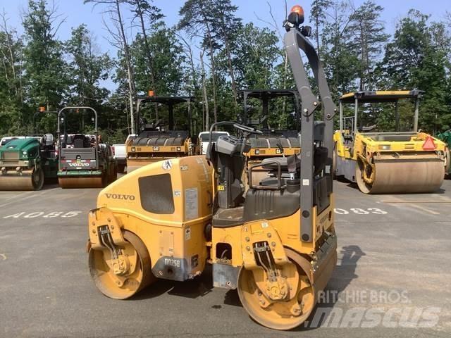 Volvo DD25B 雙輪滾壓機