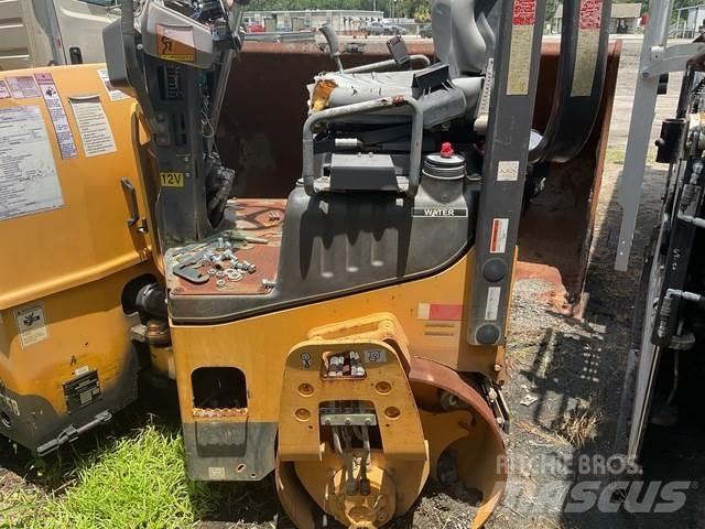 Volvo DD25B 雙輪滾壓機