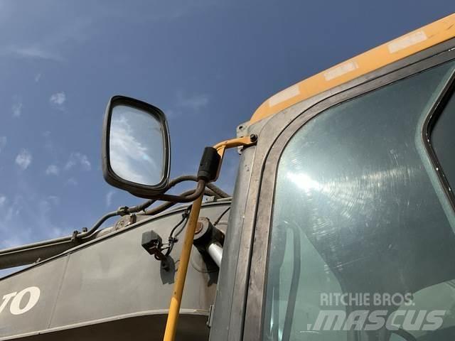Volvo EC210D 履帶式 挖土機/掘鑿機/挖掘機