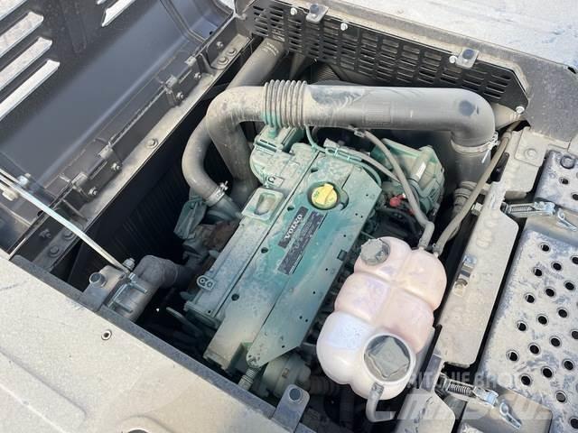 Volvo EC220DB 履帶式 挖土機/掘鑿機/挖掘機