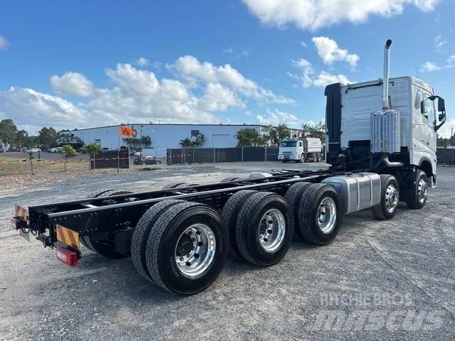 Volvo FH16 商用底盤車